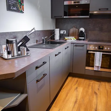 Exkl. Romantisches Sm Black Rose * غيفهورن