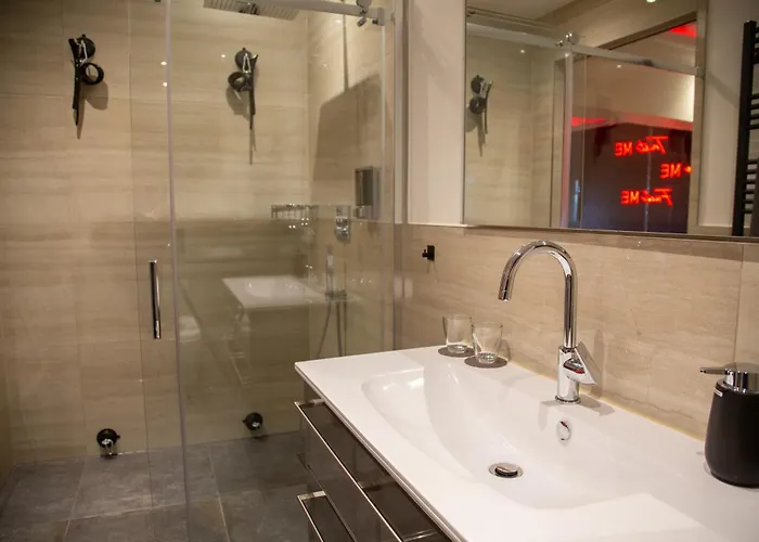 Exkl. Romantisches Sm Black Rose * 吉夫霍恩